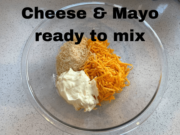 cheese and mayo mix for Southern tomato pie